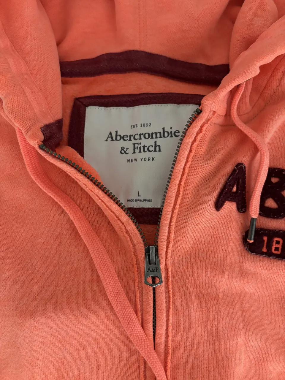 Buzo Abercrombie & Fitch - Vista 3