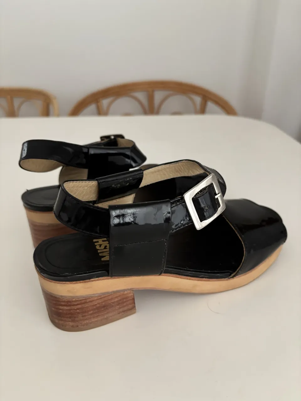 Sandalias Mishka - Vista 2