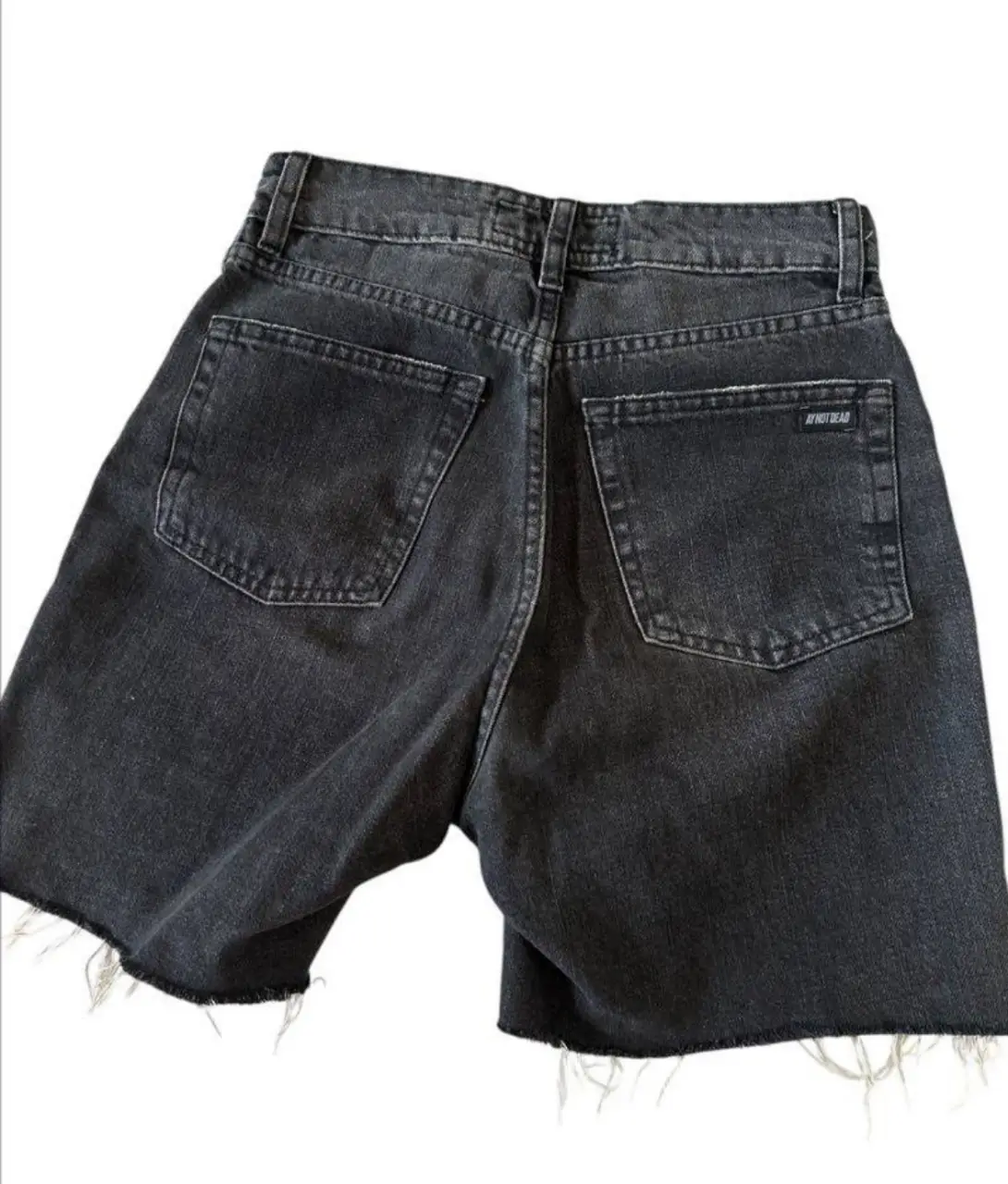 Short Ay Not Dead - Vista 2
