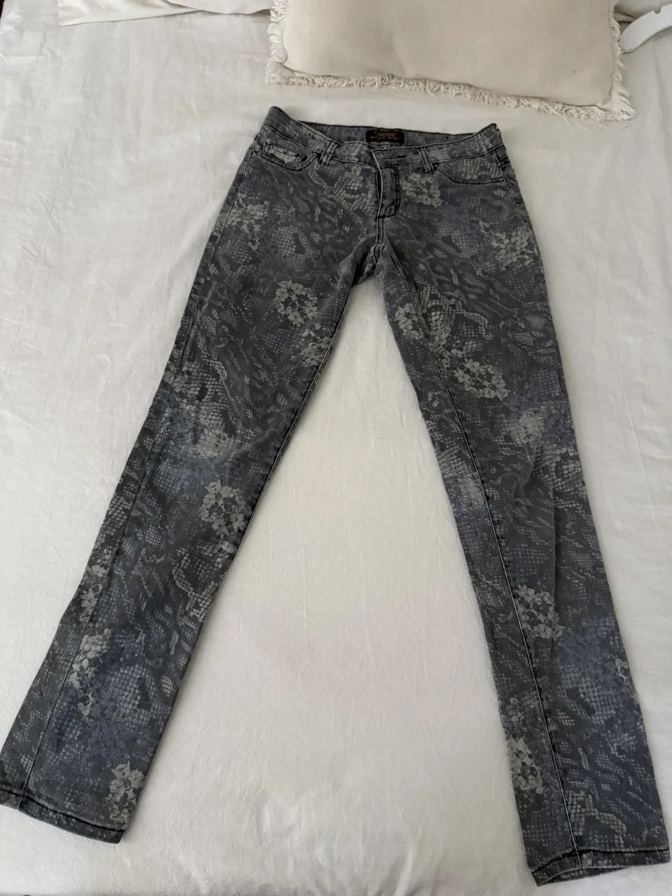 Jean Wanama - Vista 3