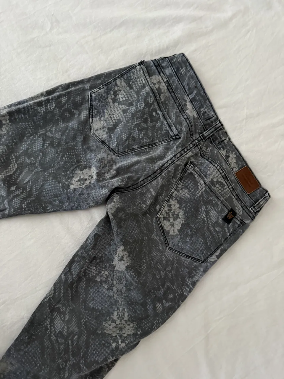 Jean Wanama - Vista 5