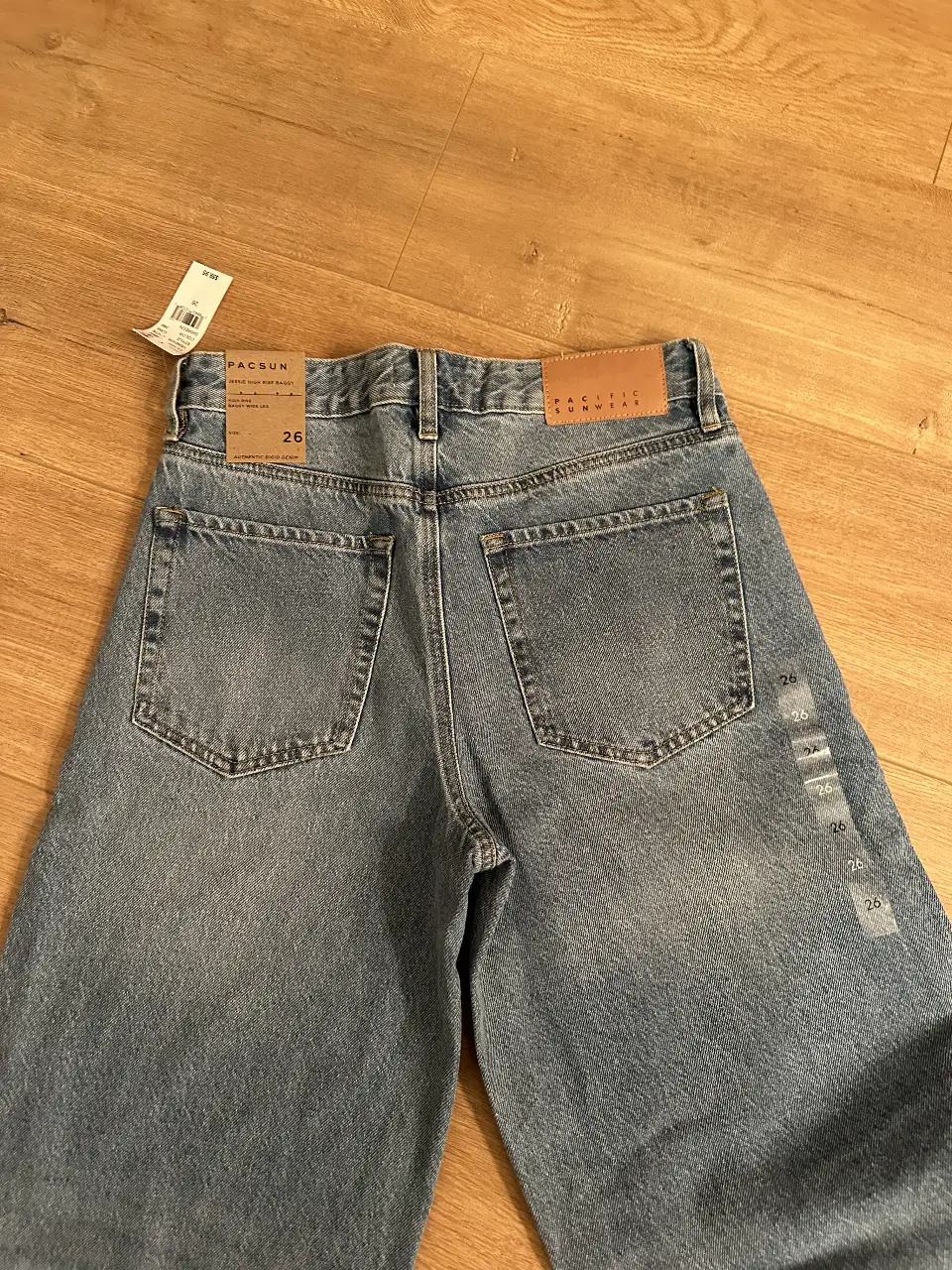 Jean Pacsun - Vista 6