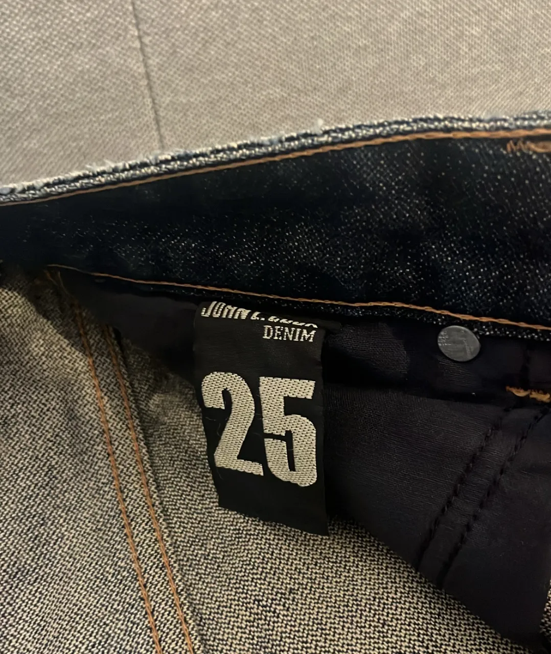 Jean JOHN L. COOK - Vista 3