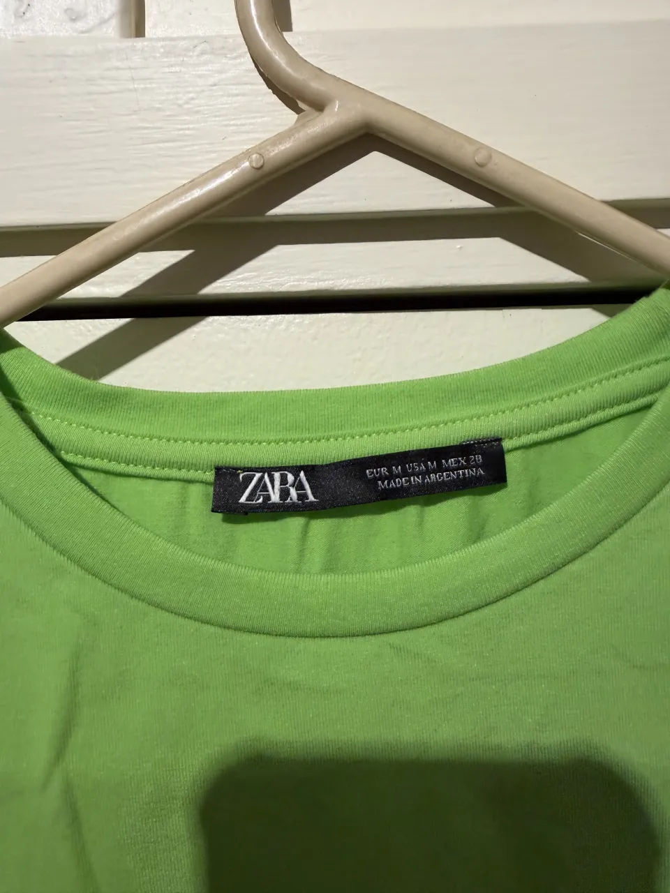 Remera Zara - Vista 2