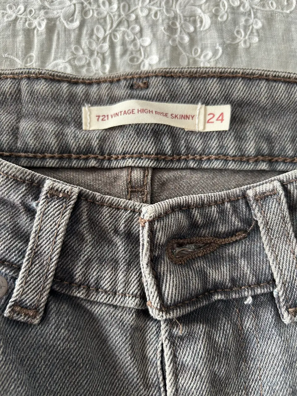 Jean Levi's - Vista 2