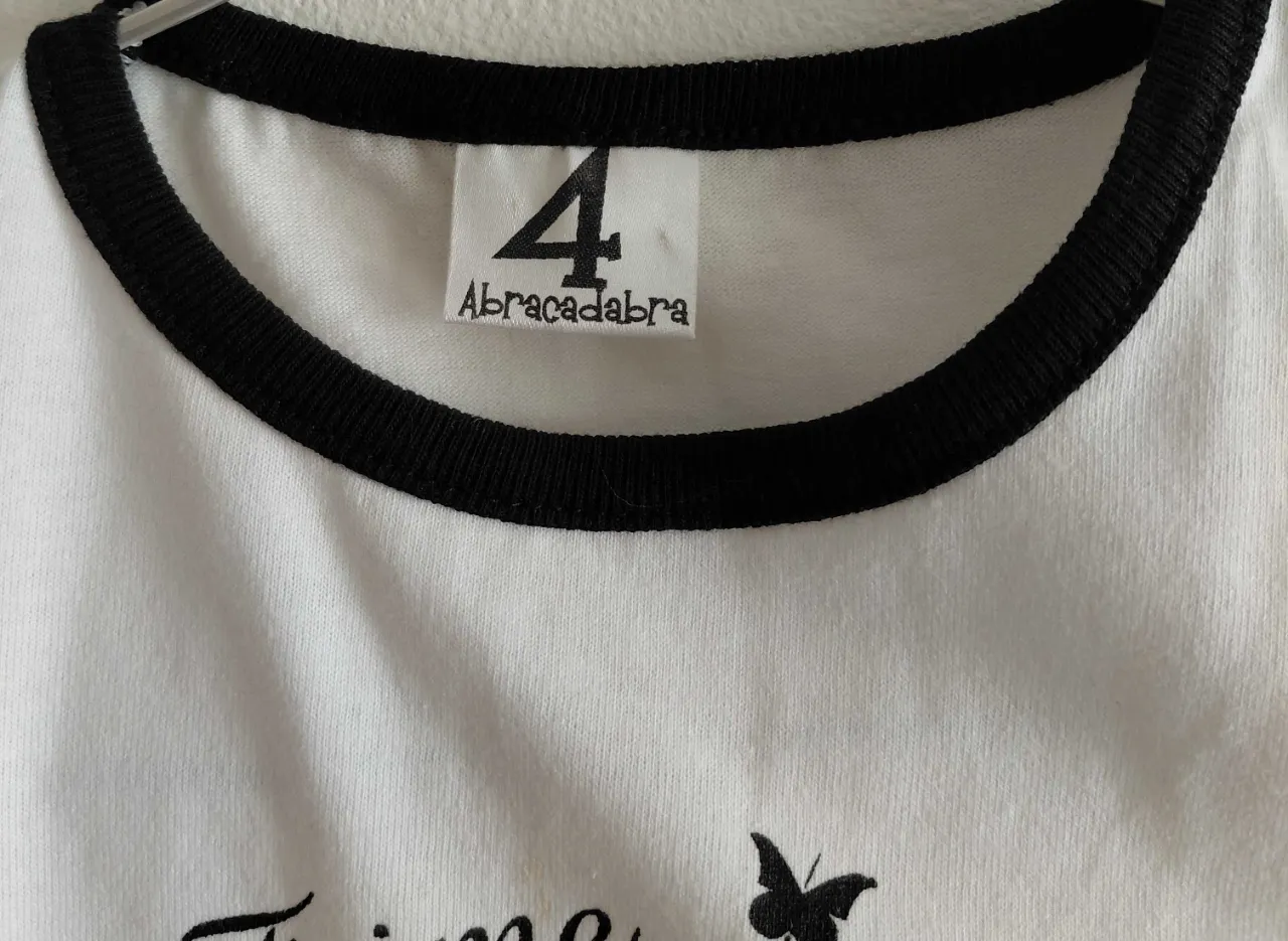 Remera Abracadabra - Vista 3