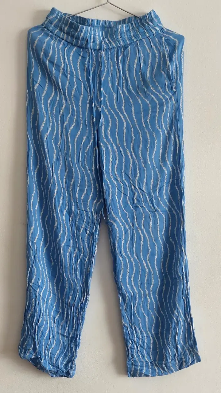 Pantalón Urban Outfitters - Vista 2