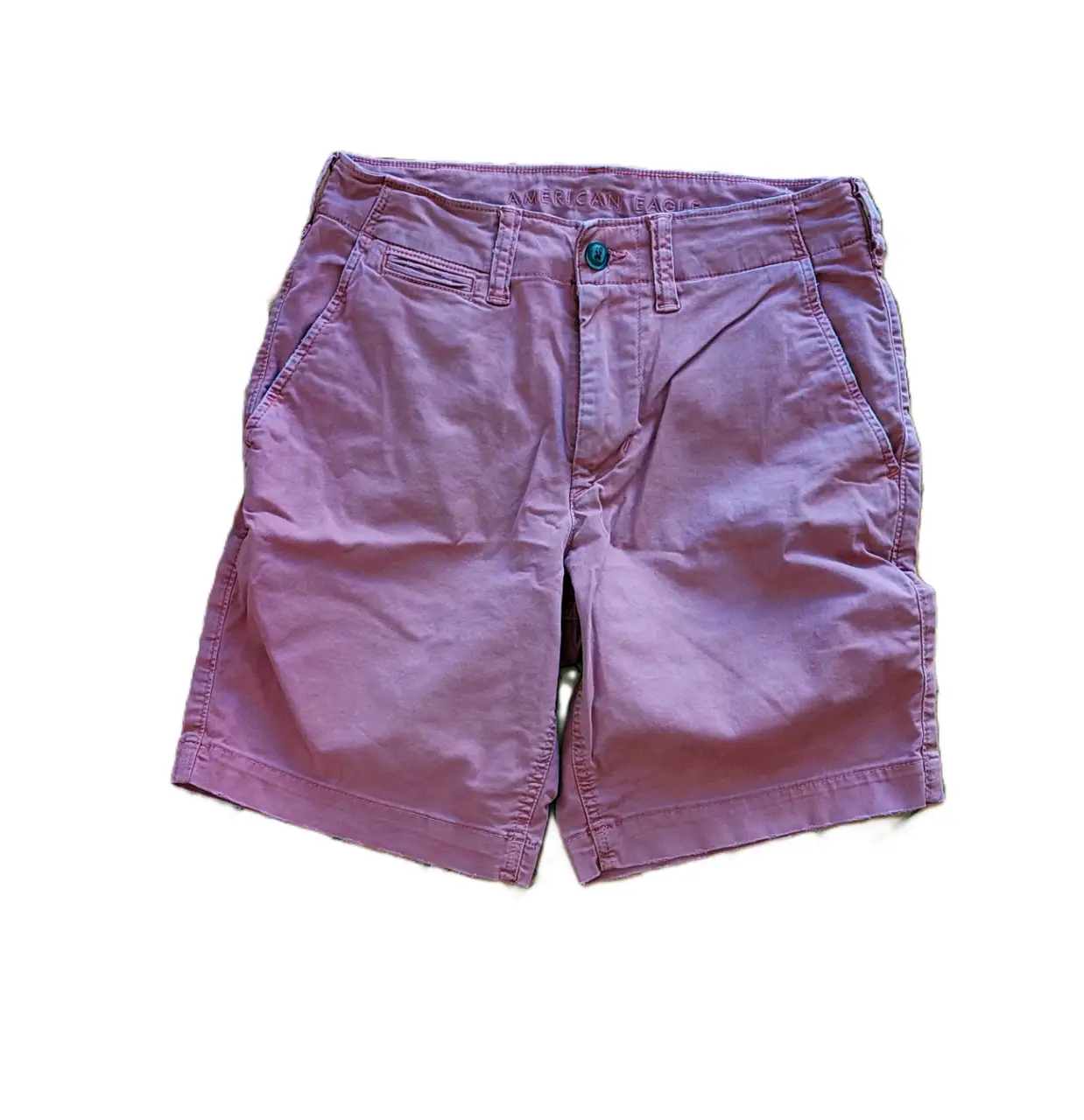 Short de jean American Eagle color rosa, talle 28. Confeccionado en 92% algodón y 5% reciclado, 3% elastano. Ideal para un look casual y cómodo.