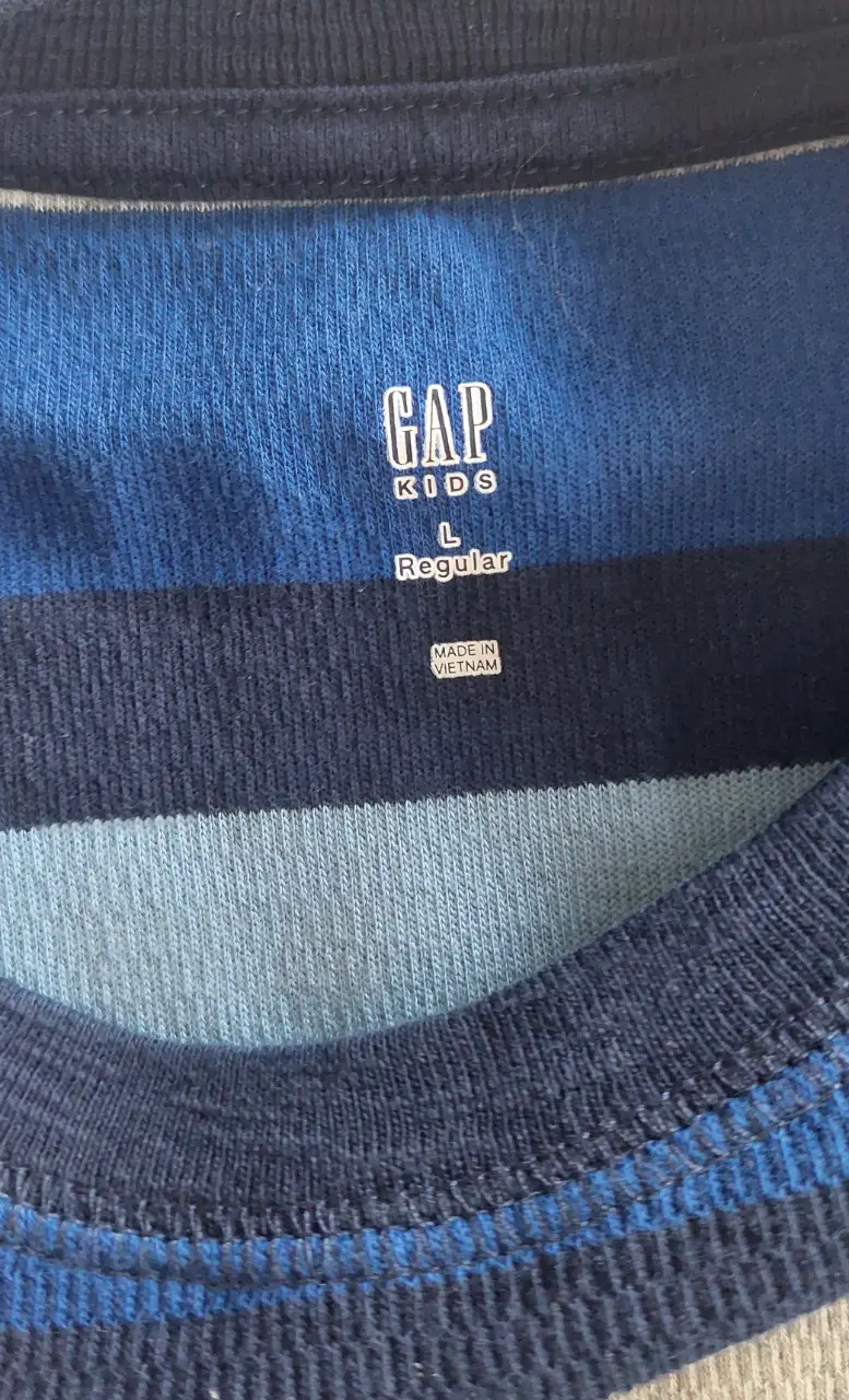 Remera GAP - Vista 4