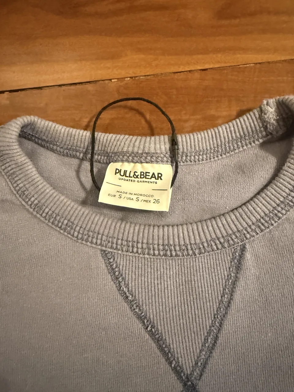 Buzo Pull & Bear - Vista 3