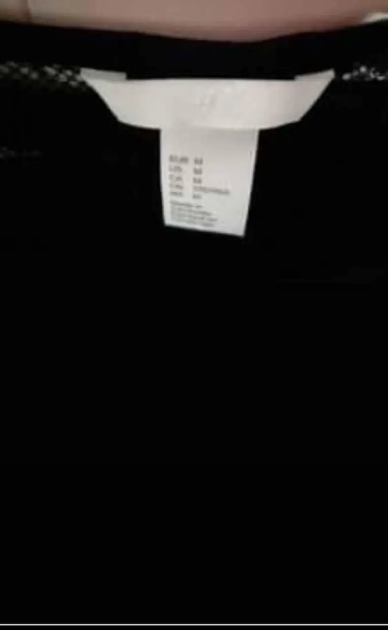 Remera H&M - Vista 3