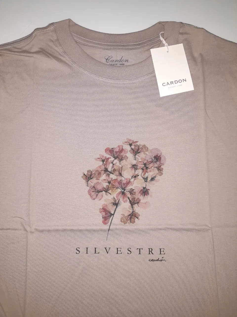Remera Cardon - Vista 2