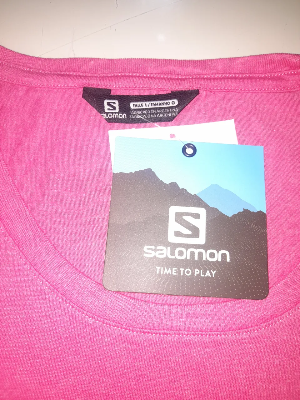 Remera Salomon - Vista 3