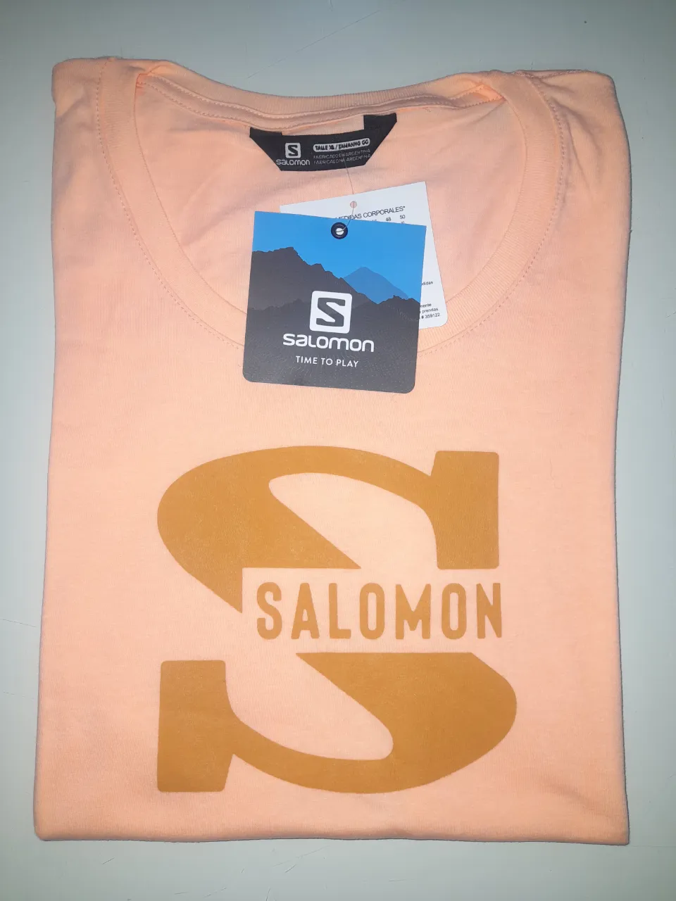 Remera Salomon - Vista 3