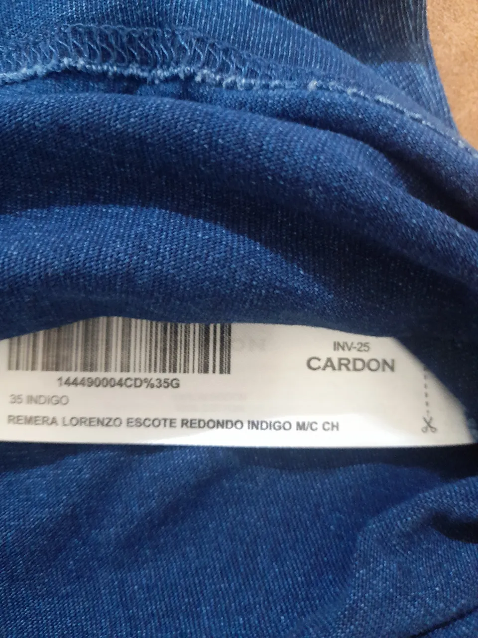 Remera Cardon - Vista 5