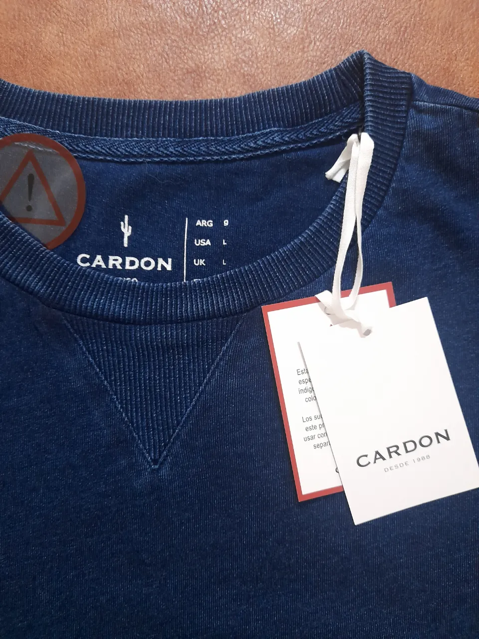Remera Cardon - Vista 3