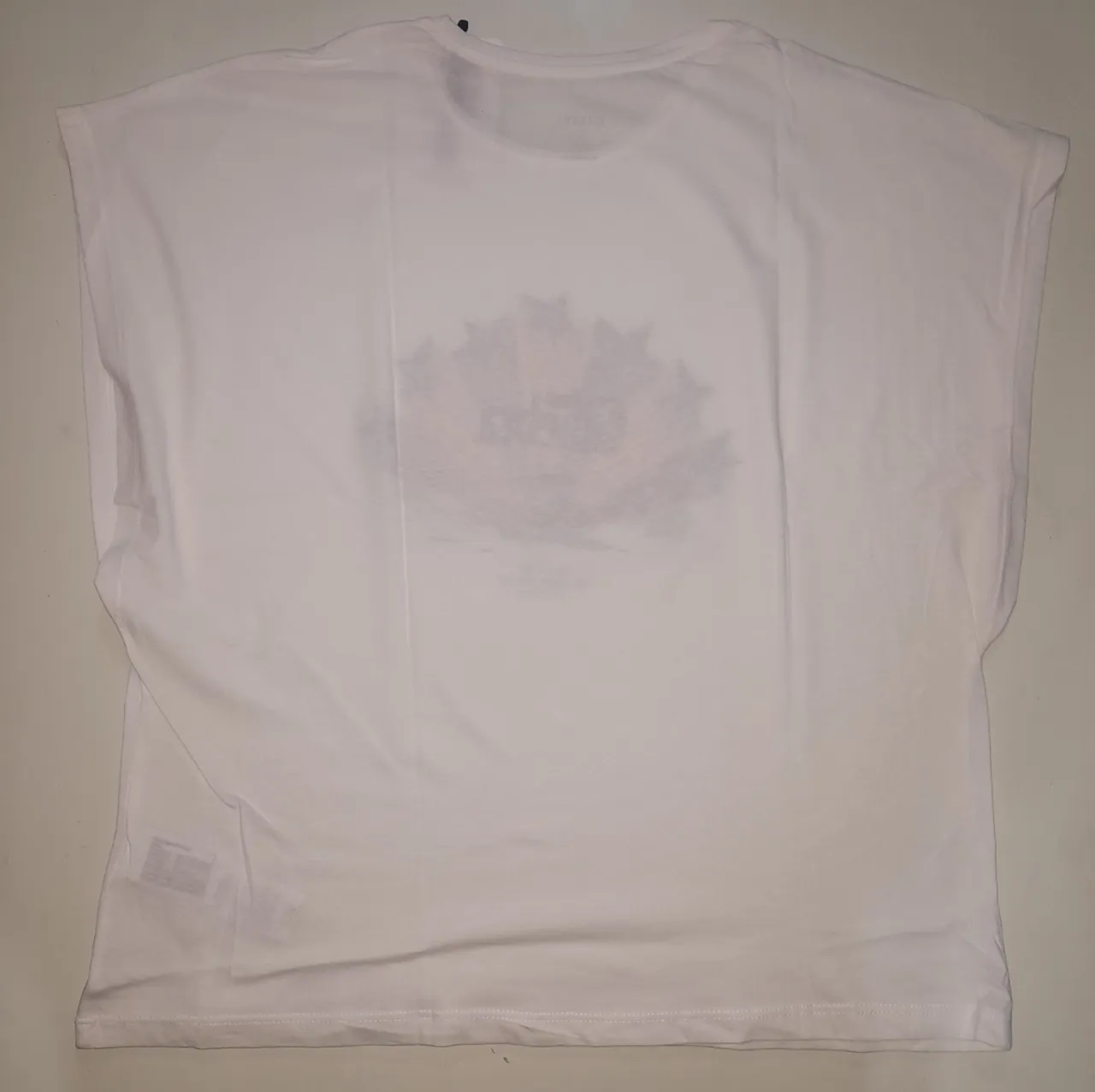 Musculosa Ginebra - Vista 4