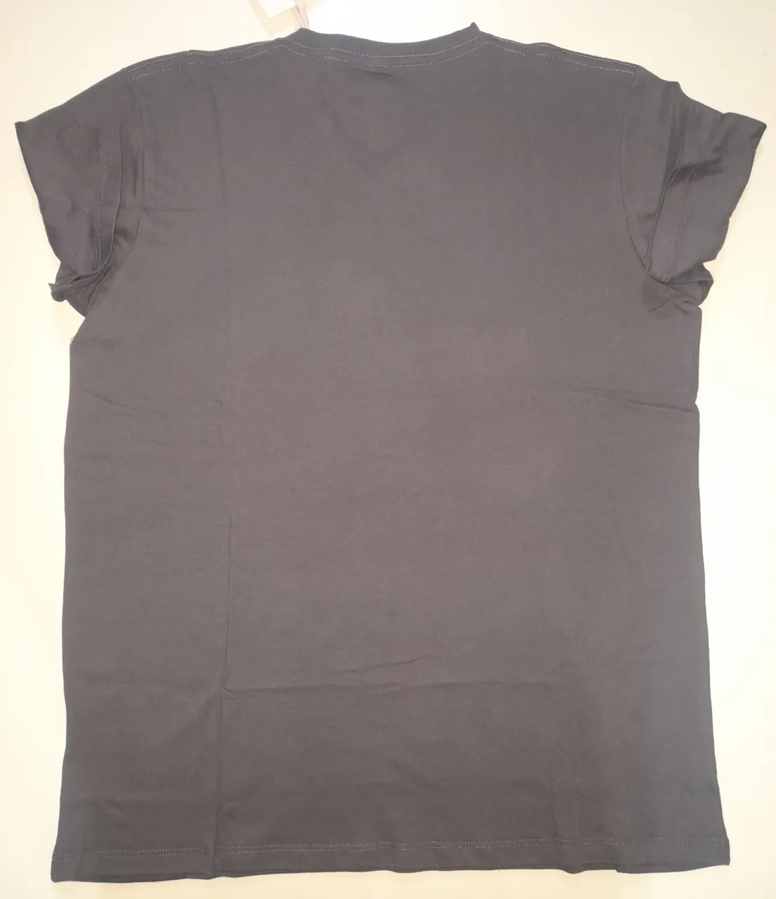 Remera Etiqueta Negra - Vista 2
