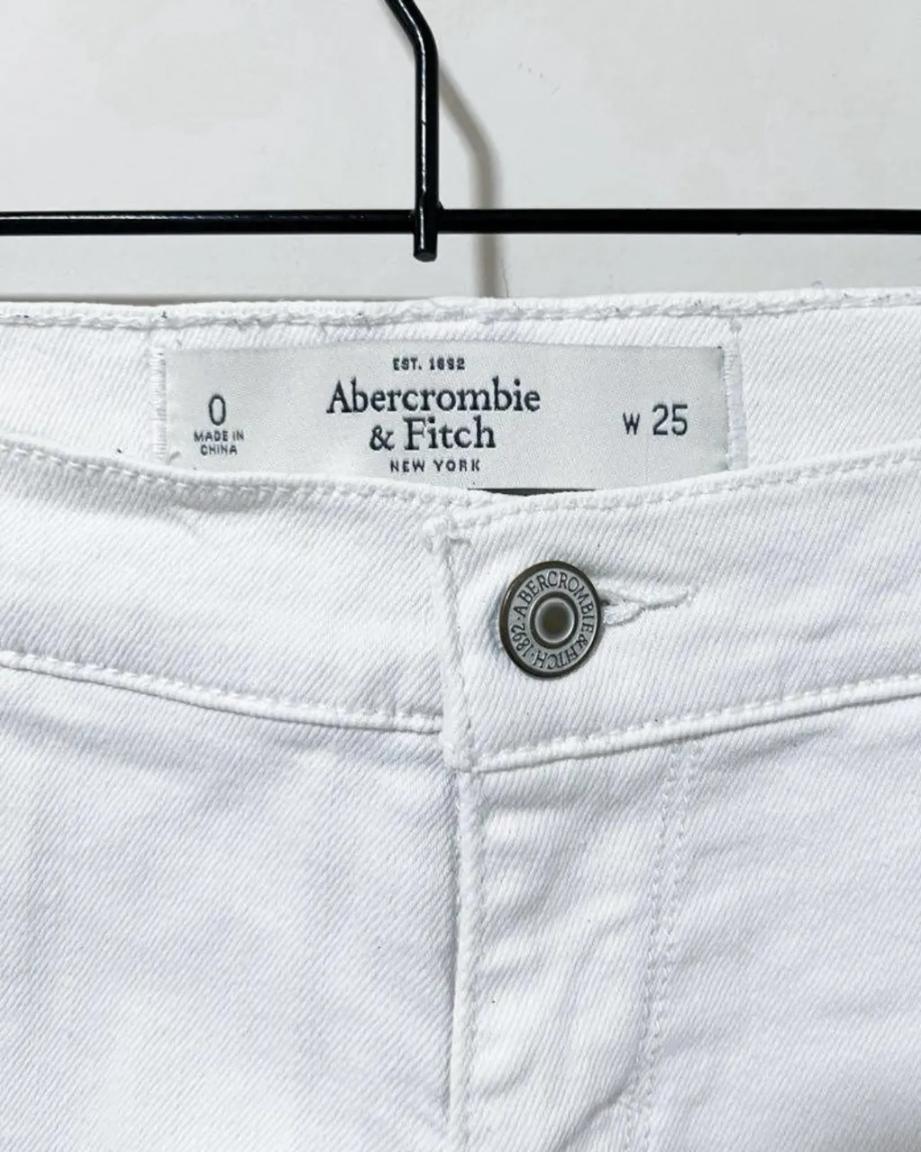 Short Abercrombie & Fitch - Vista 3
