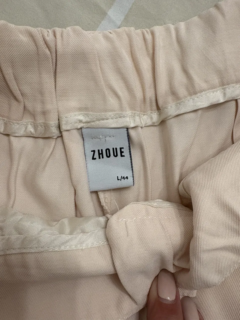 Short ZHQUE - Vista 3