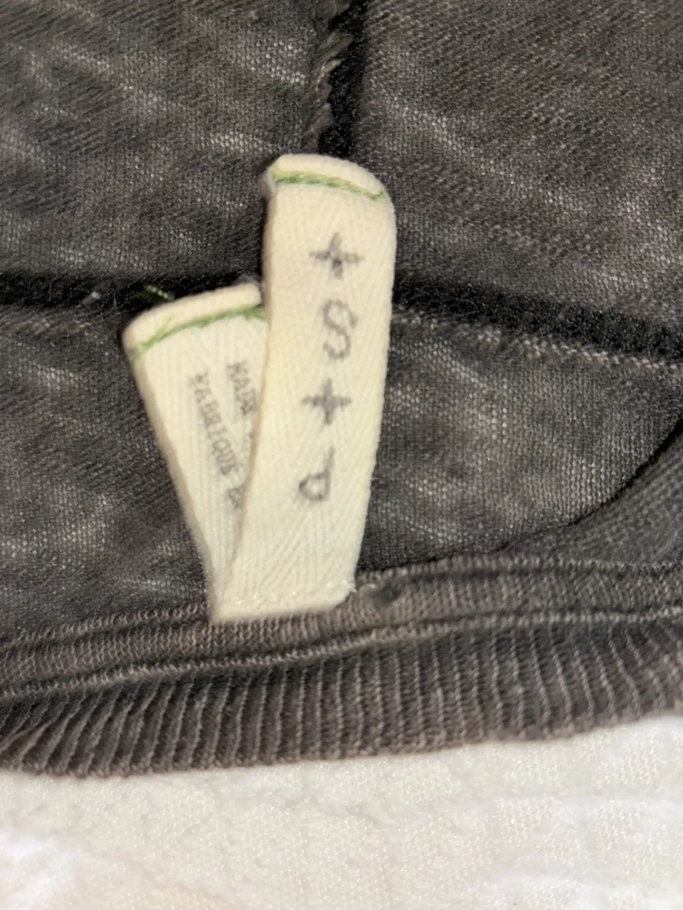 Remera Urban Outfitters - Vista 3