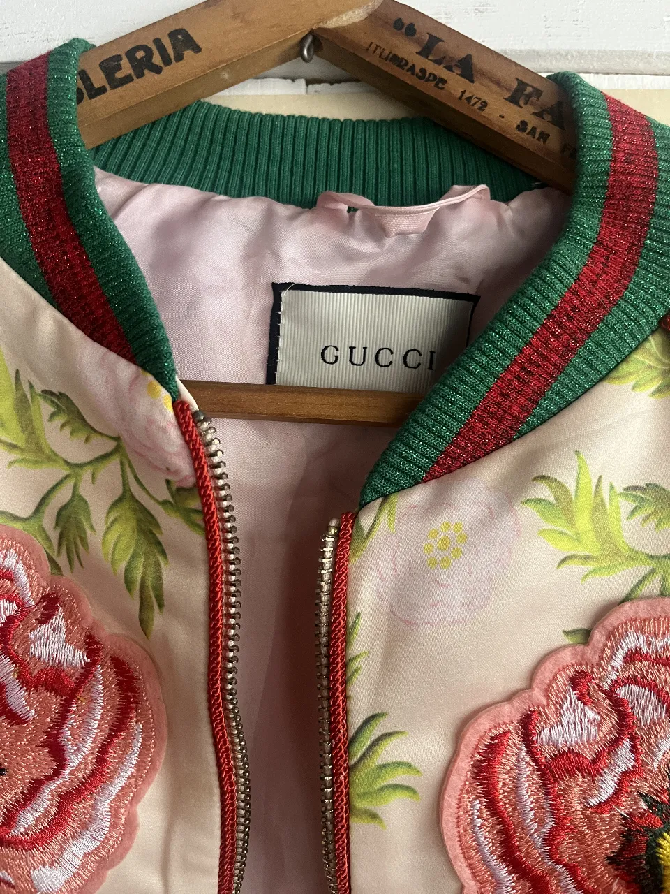 Campera Gucci - Vista 4
