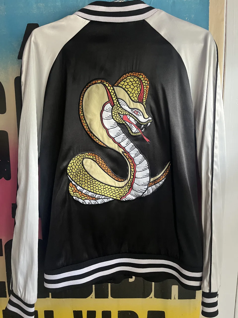 Campera Complot - Vista 2