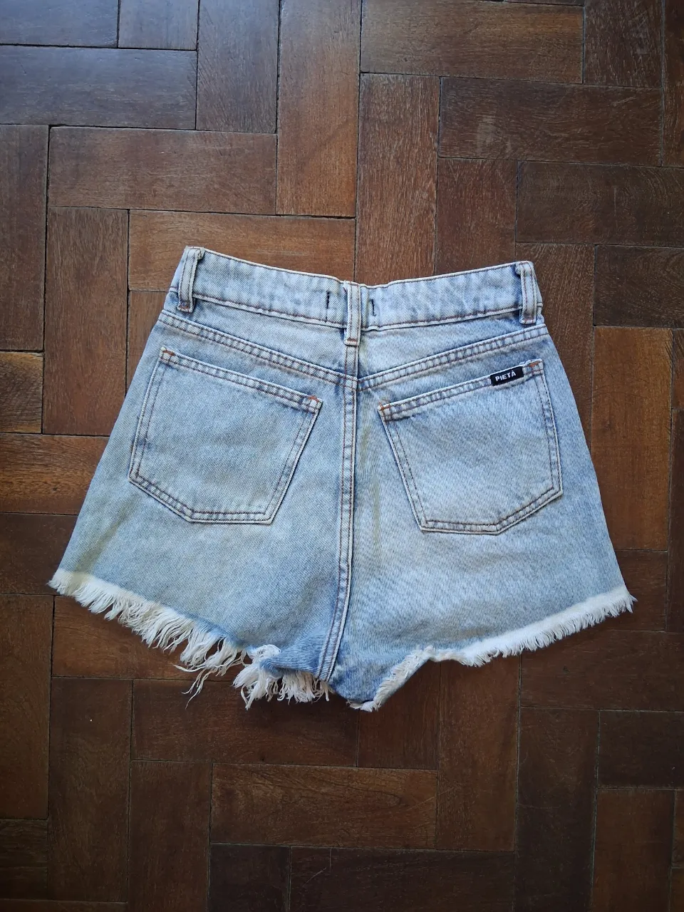 Short PIETA - Vista 3