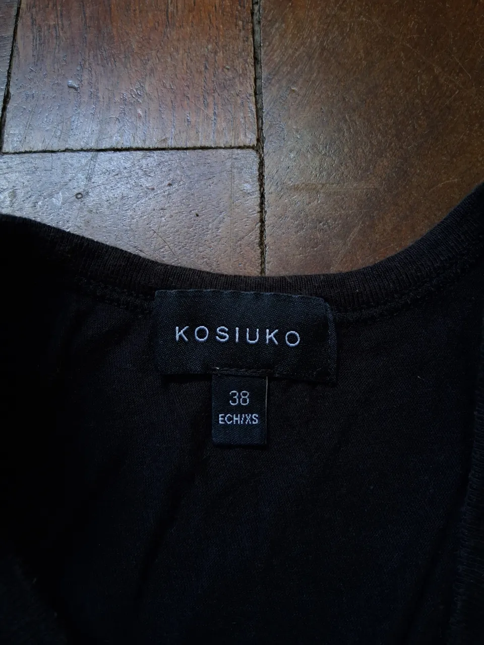 Musculosa Kosiuko - Vista 3