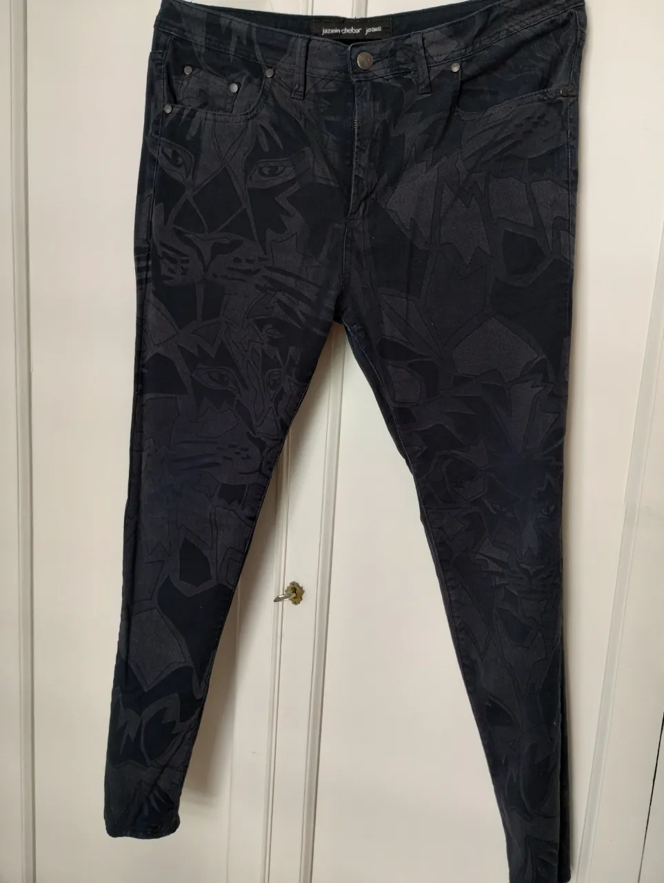 Jean Jazmín Chebar - Vista 2