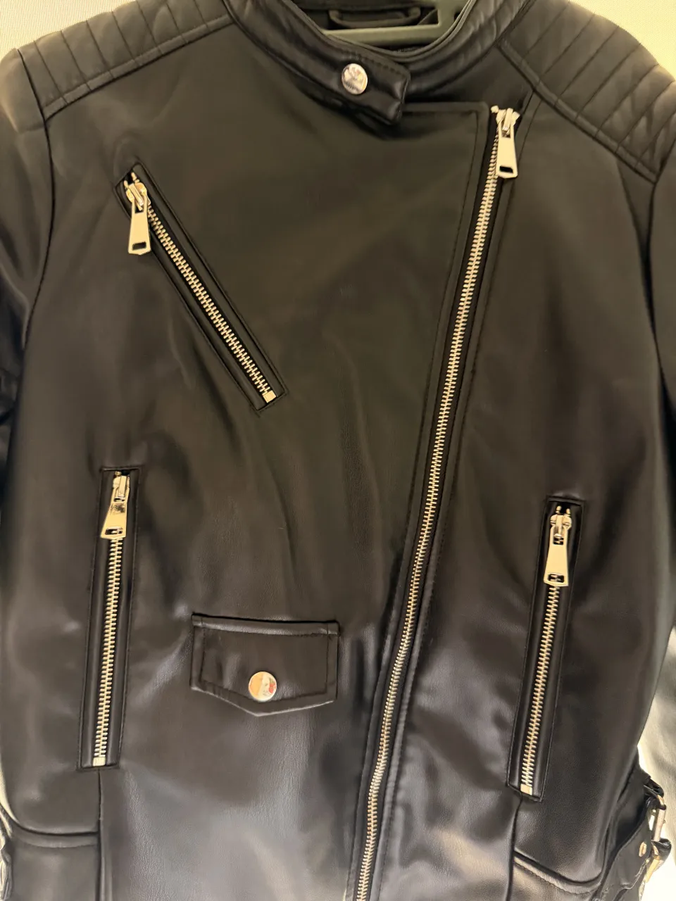 Campera Zara - Vista 2