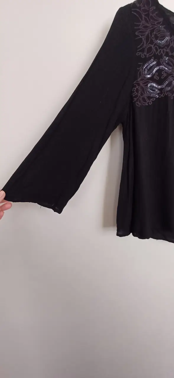 Blusa KEVINSGTON - Vista 3