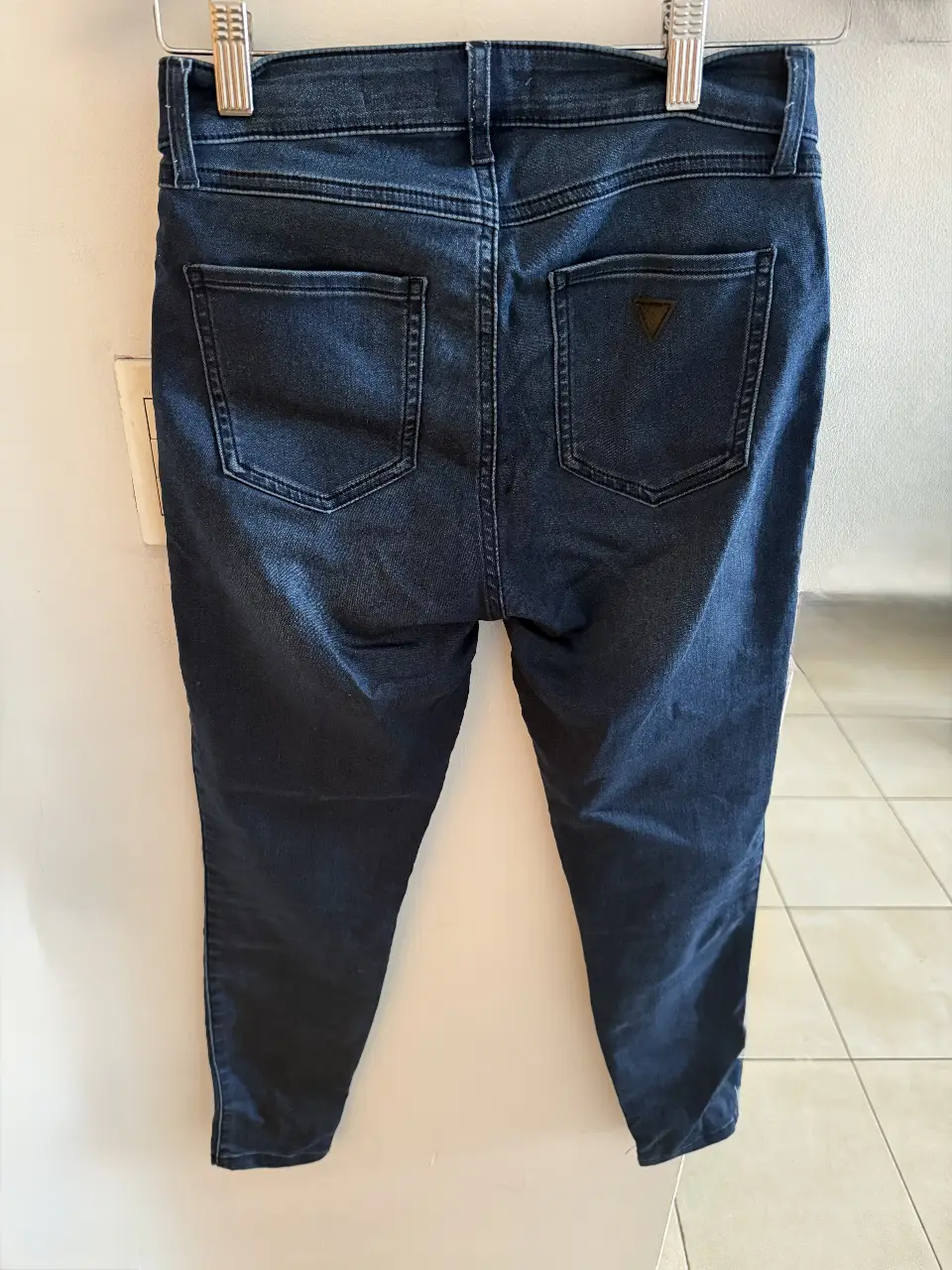 Jean GUESS - Vista 2