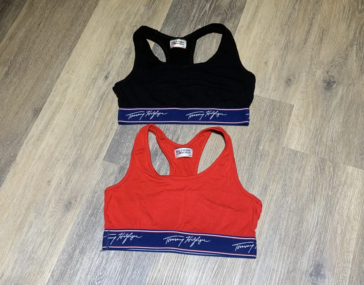 Corpiño deportivo Tommy Hilfiger - Vista 2