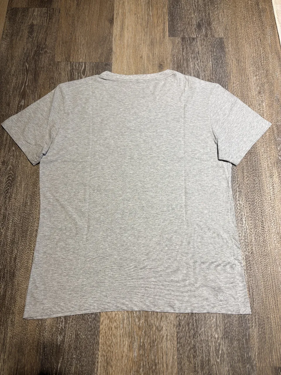 Remera Lacoste - Vista 2