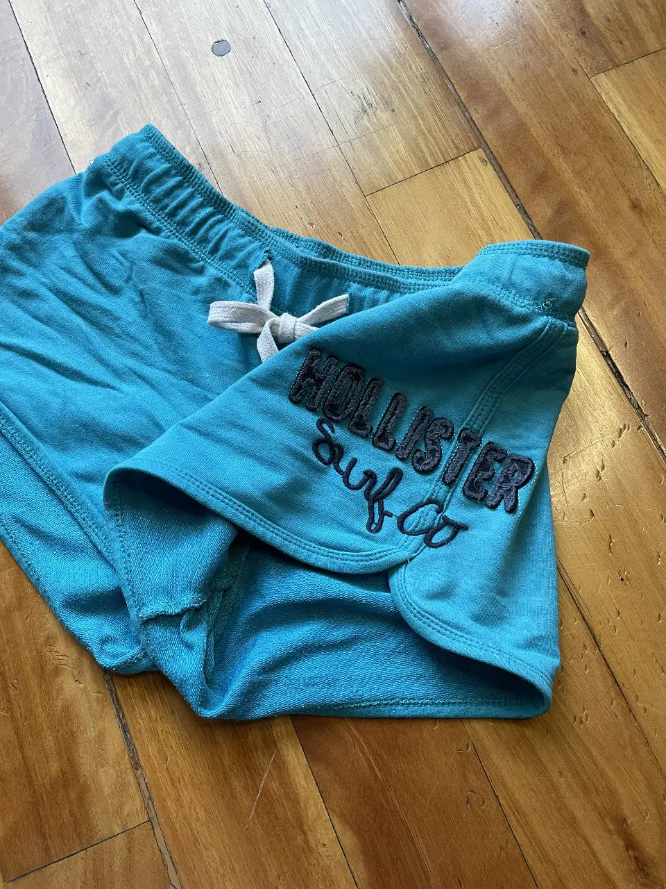 Short Hollister - Vista 3