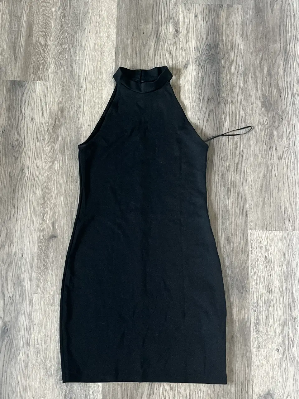 Vestido PULL&BEAR - Vista 3