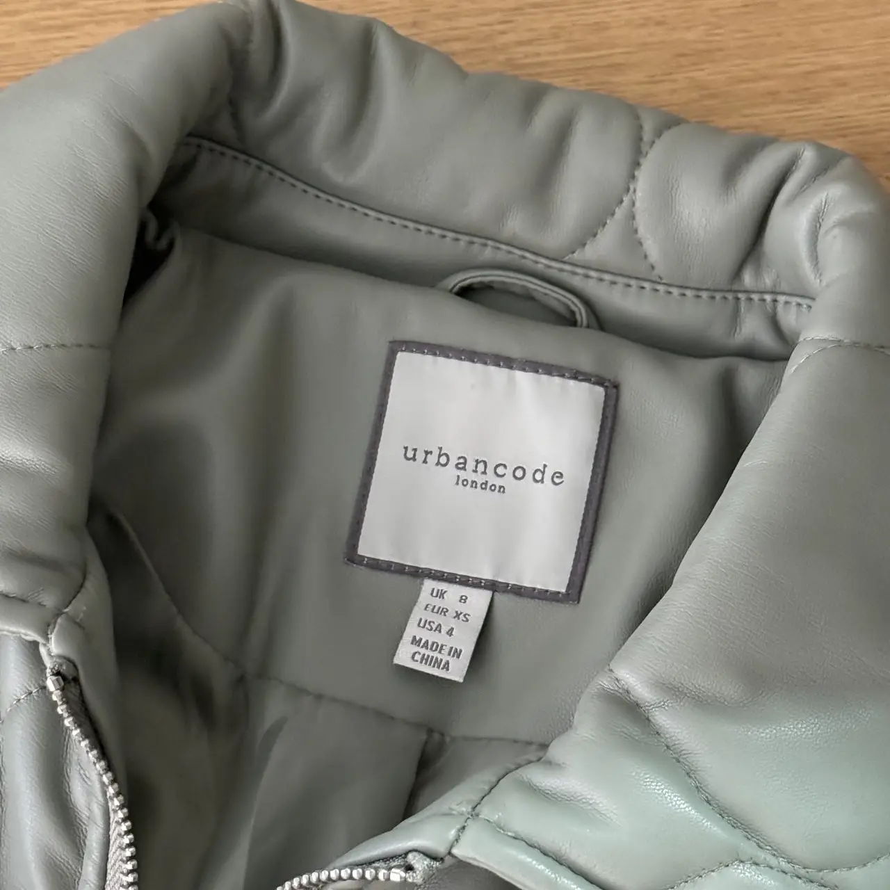 Campera Urbancode - Vista 3