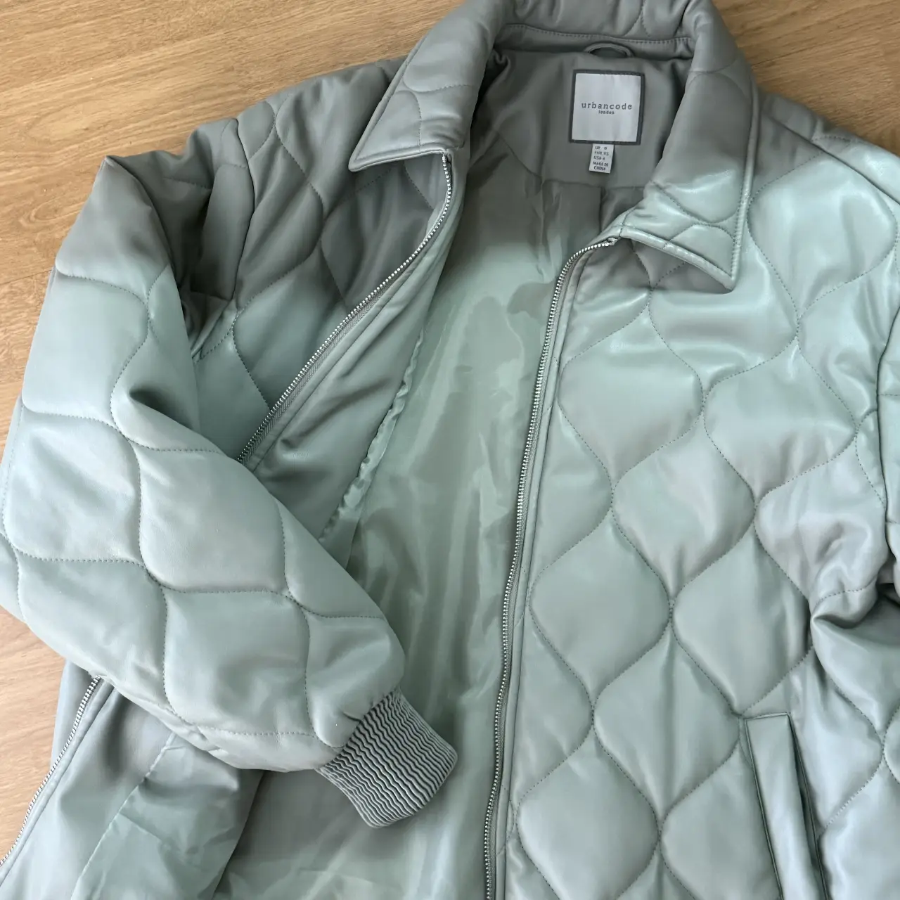 Campera Urbancode - Vista 4