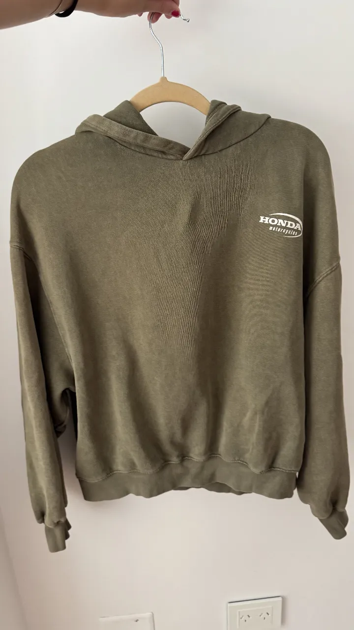 Buzo Pull & Bear - Vista 2