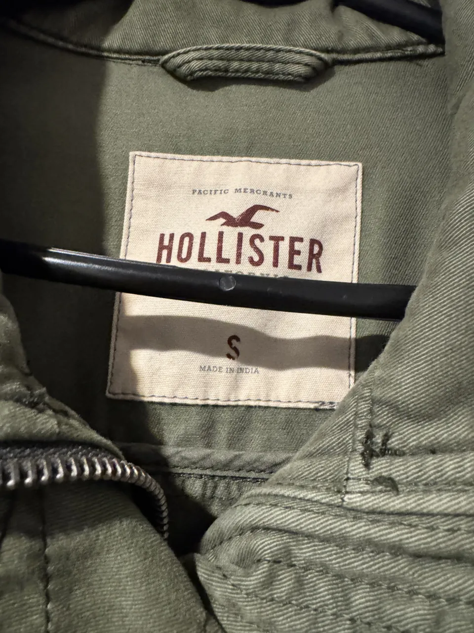 Campera Hollister - Vista 2