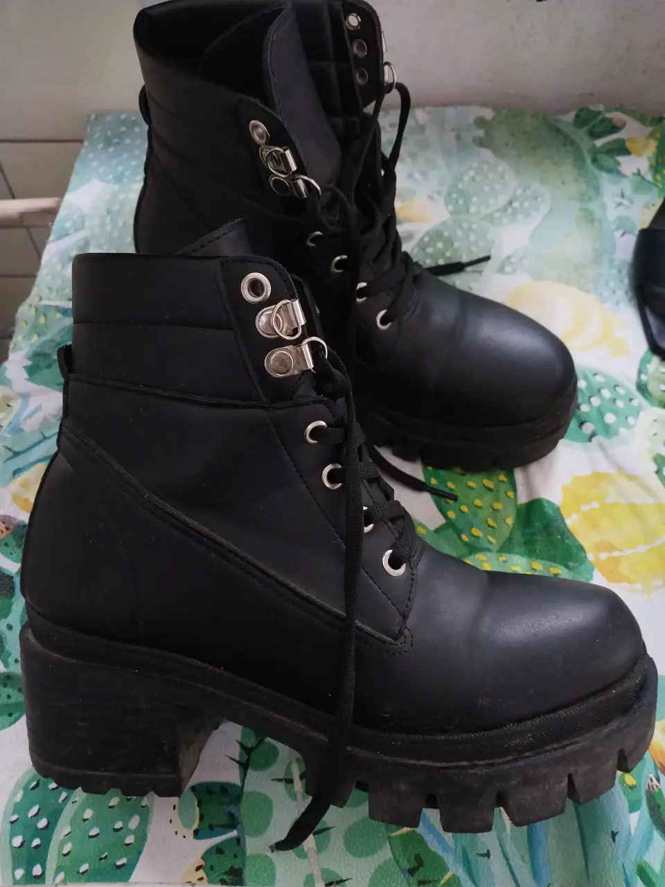 Botines Otro - Vista 2