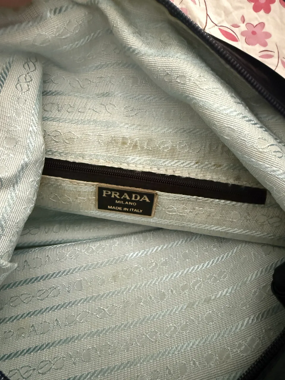 Cartera Prada - Vista 2