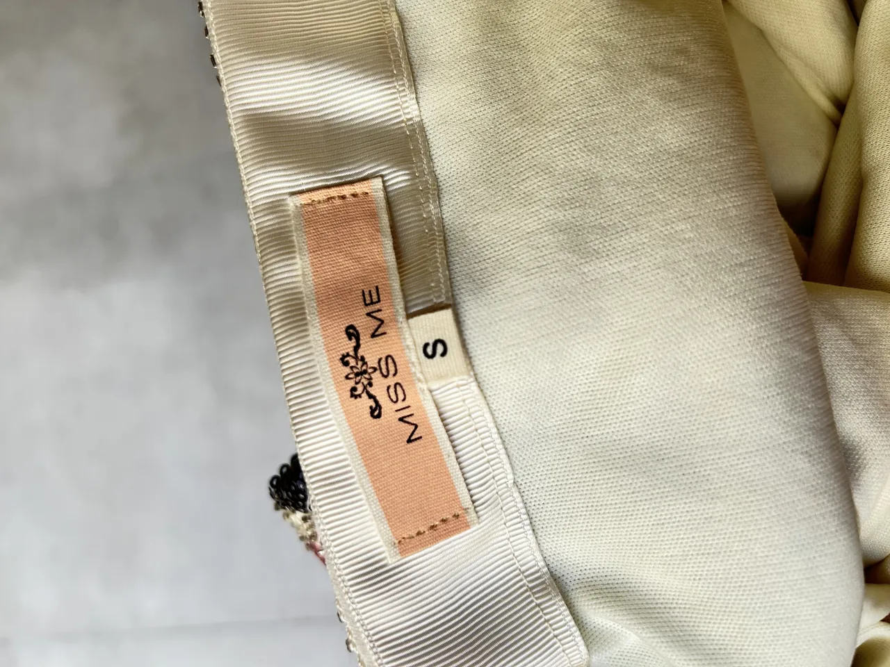 Pollera Miss me - Vista 5