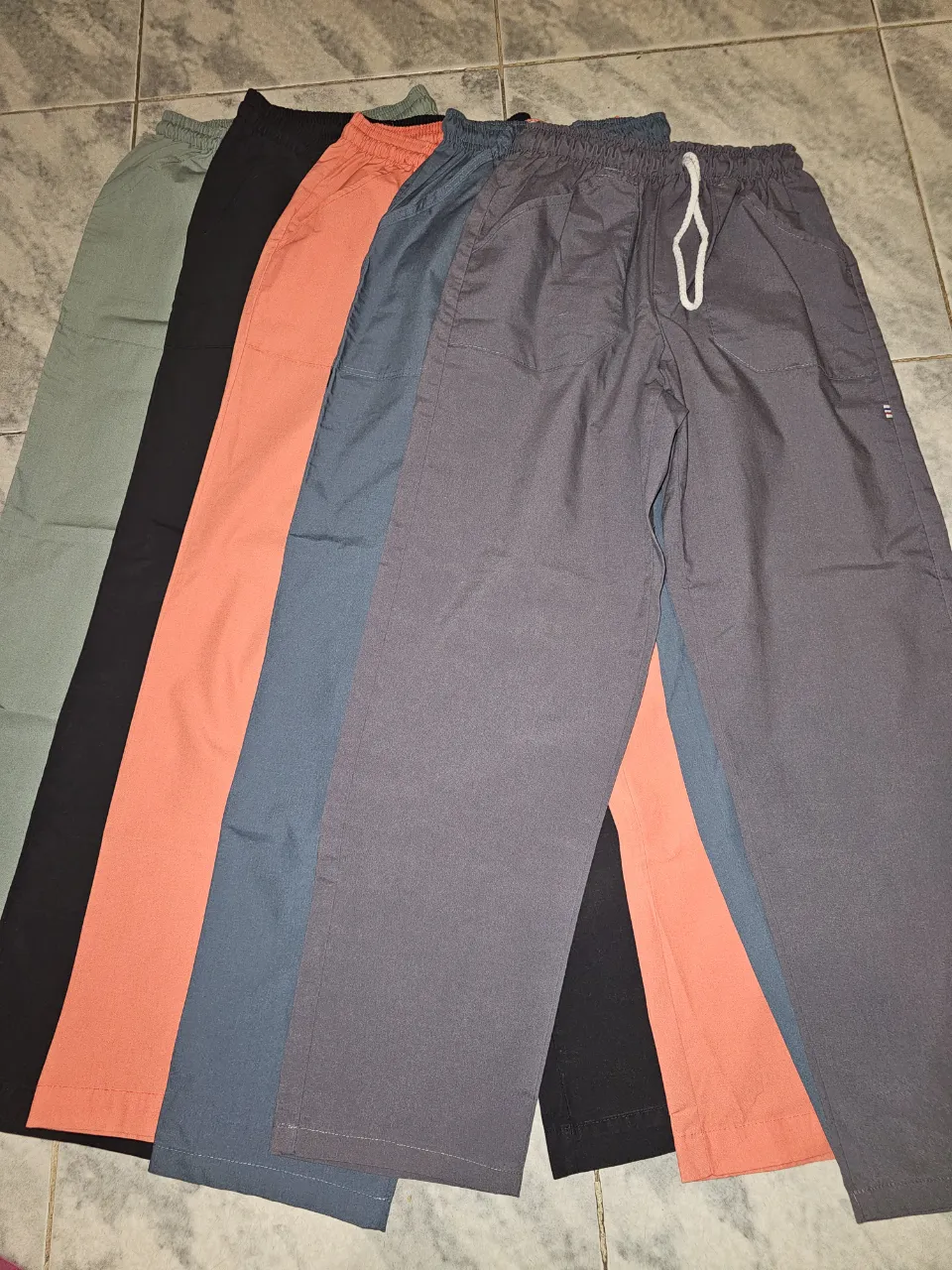 Pantalón No tiene - Vista 2