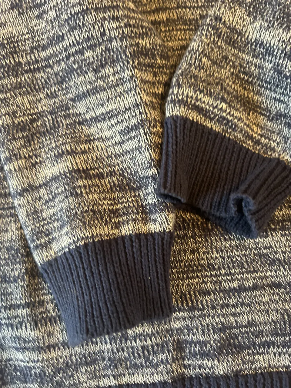 Sweater GUESS - Vista 4