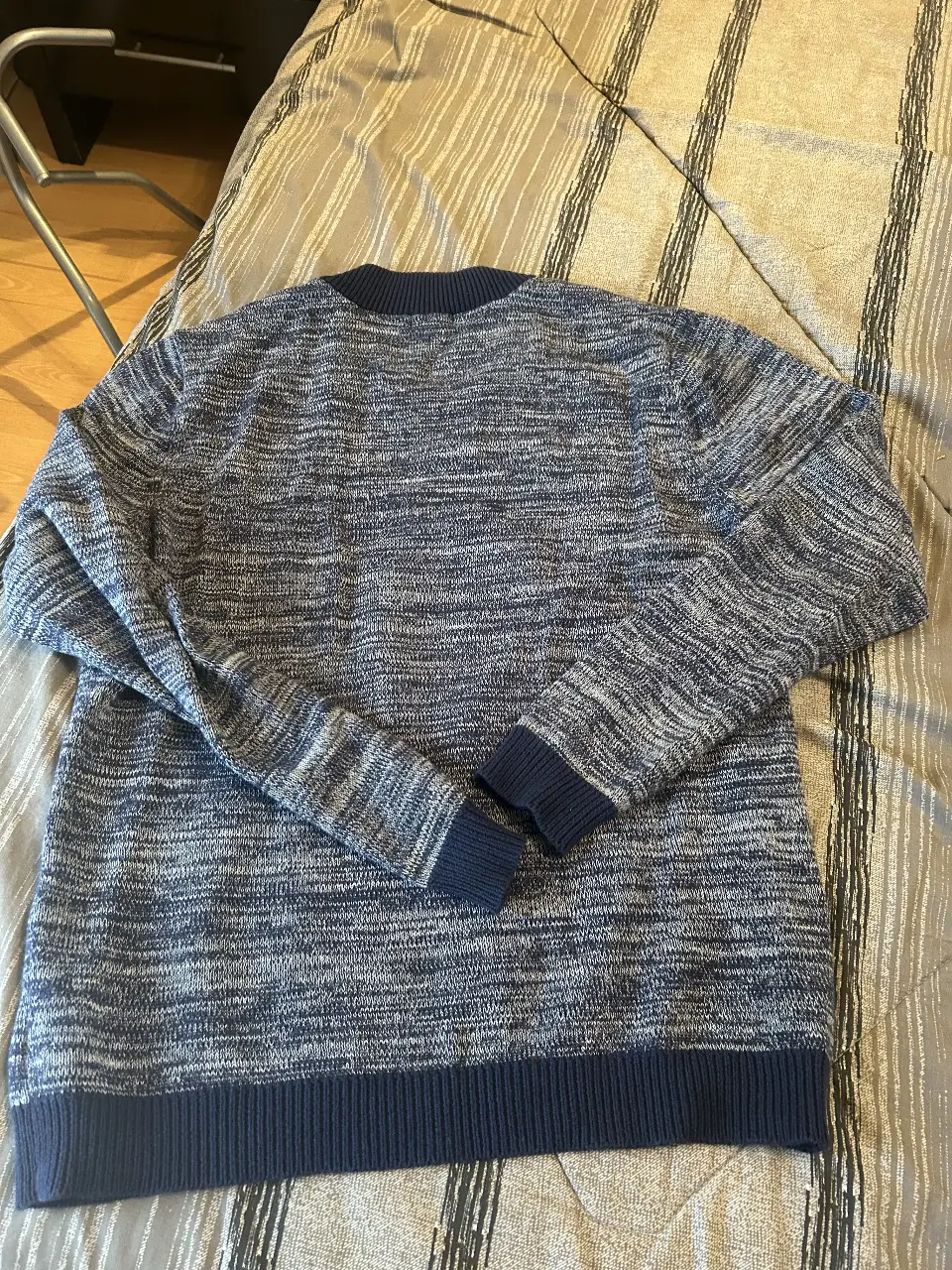 Sweater GUESS - Vista 6