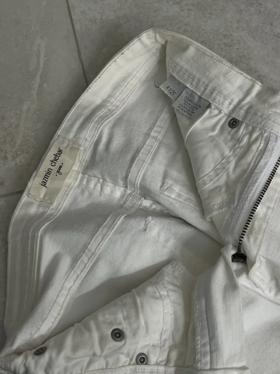 Jean Jazmín Chebar - Vista 3