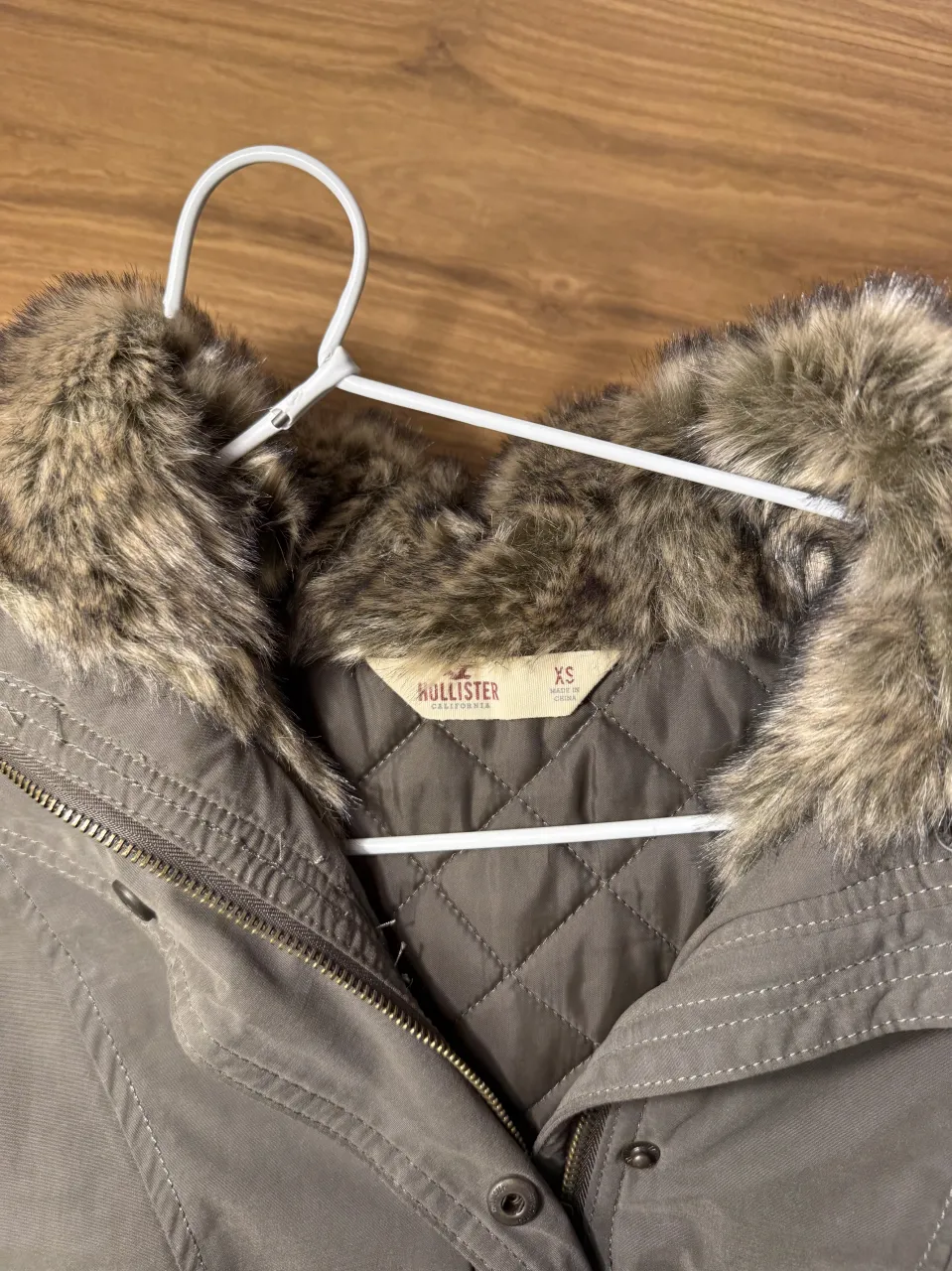 Campera Hollister - Vista 2