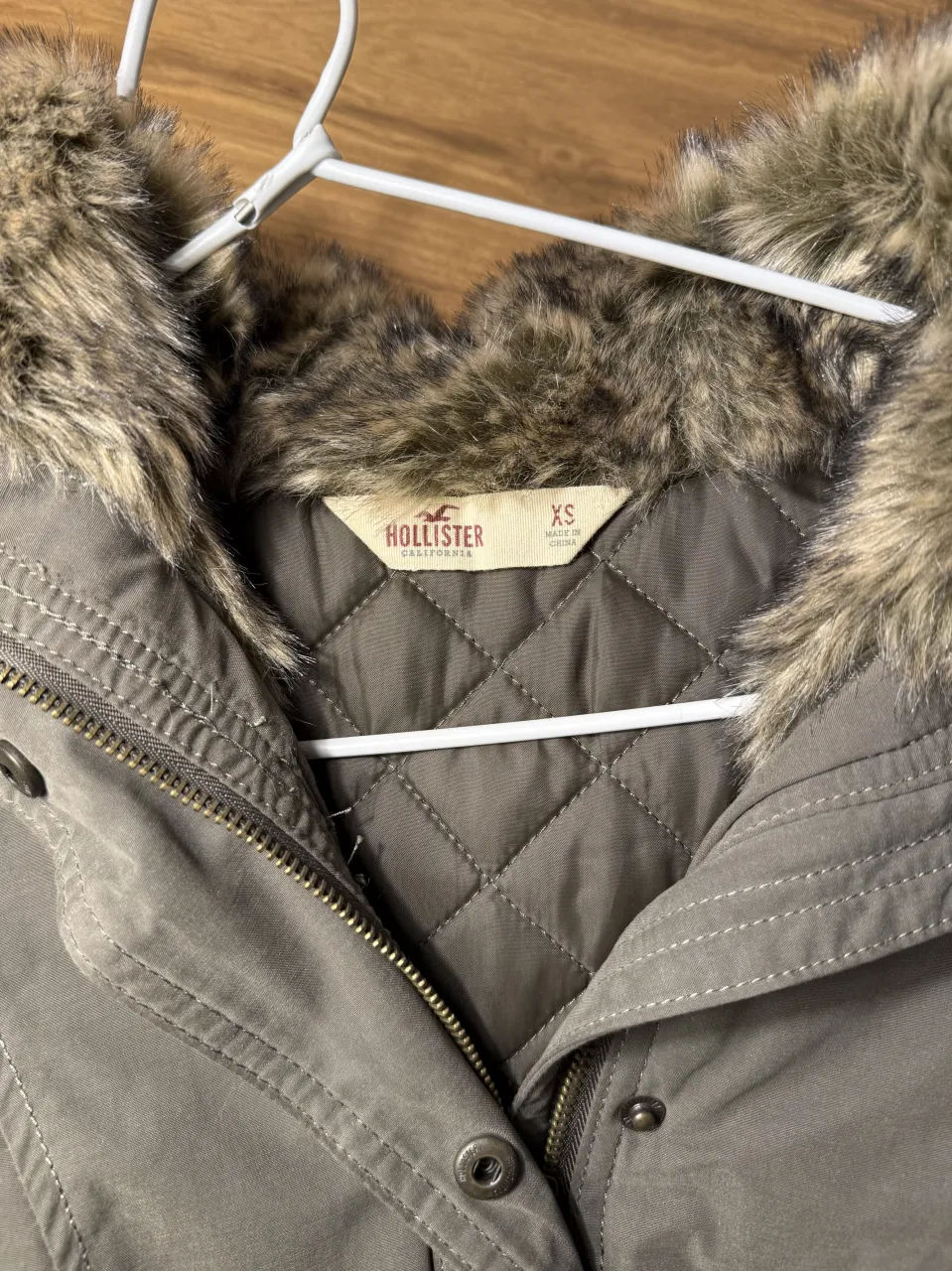 Campera Hollister - Vista 4